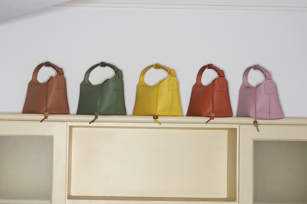 Loewe 520 Cubi bag 2022 handbags