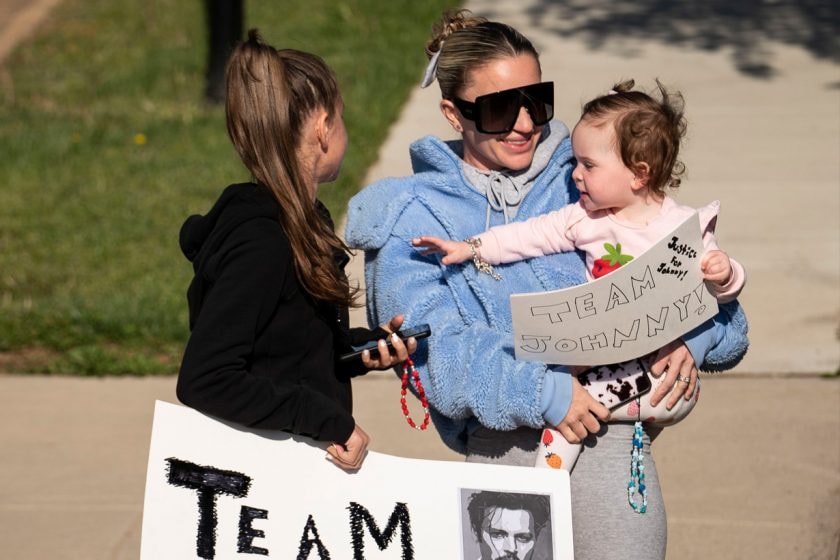johnny depp amber heard trial fans court