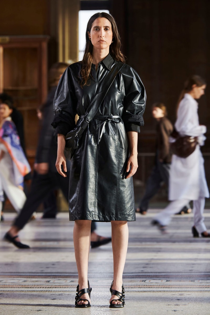 lemaire-spring-summer-2023-show