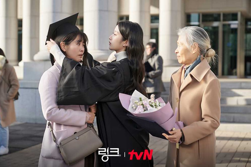 Link Eat Love Kill Mun Ka Young Yeo Jin Goo disney plus Korean Drama