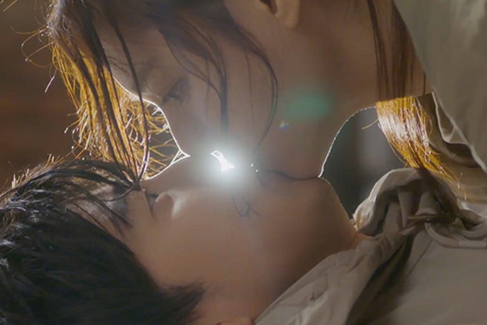 拿下 Disney+ 觀看首位：徐智慧浪漫韓劇《第六感之吻》成人式愛情尺度引起關注！