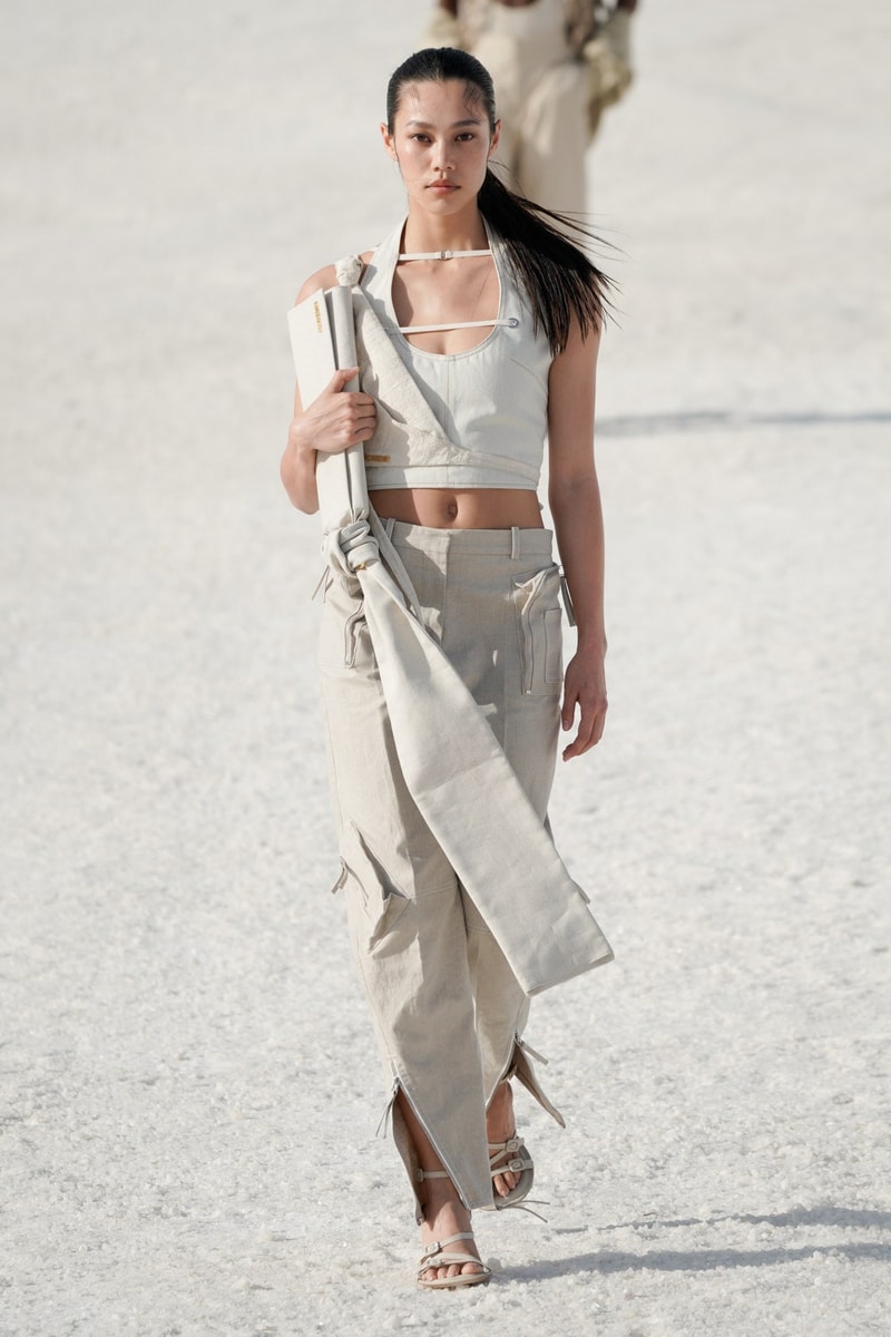Jacquemus 2022 Fall runway Nike