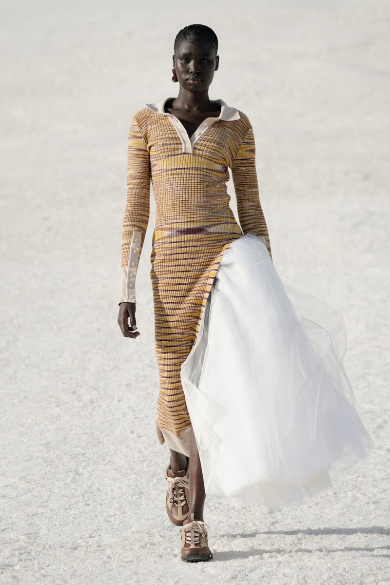 Jacquemus 2022 Fall runway Nike