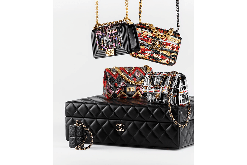 chanels-2022-set-of-4-minis-bags-released-02