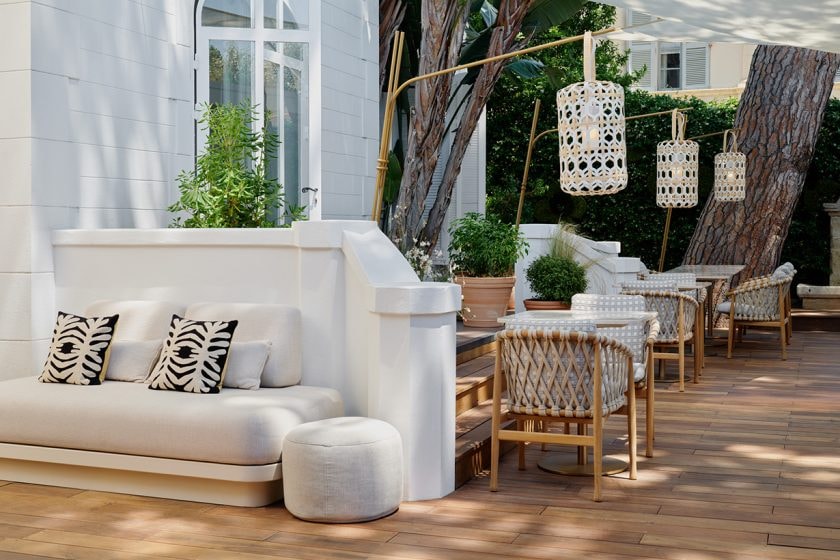 Louis Vuitton Mory Sacko White 1921 Hotel Saint-Tropez reservation 2022