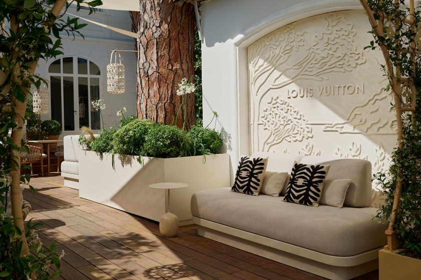 Louis Vuitton Mory Sacko White 1921 Hotel Saint-Tropez reservation 2022
