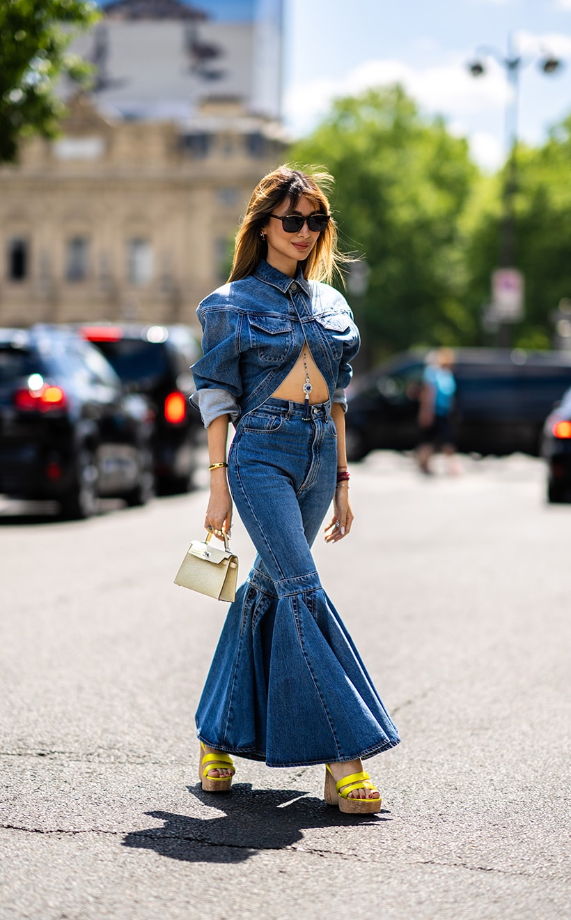 Haute Couture Fall Winter 22 23 Fashion week street Snap Style Outfit Idea 