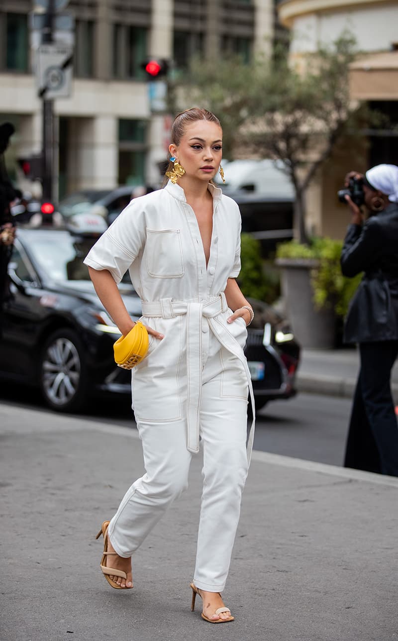 Haute Couture Fall Winter 22 23 Fashion week street Snap Style Outfit Idea