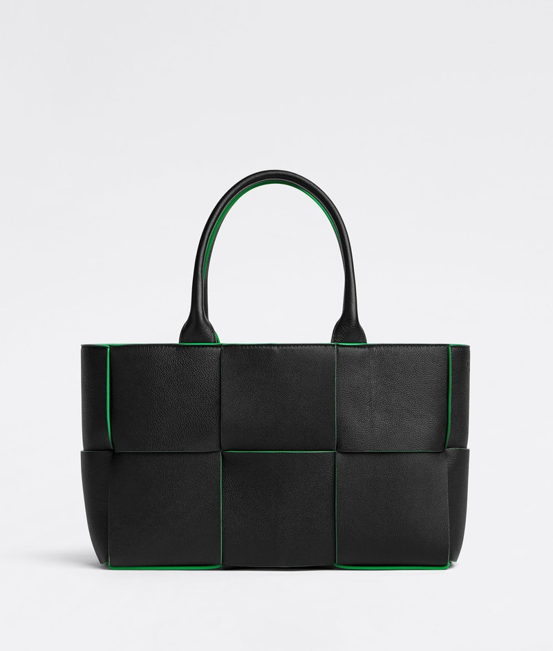 Bottega Veneta Fun leather Collection handbags 2022
