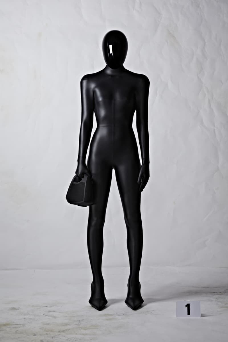 Balenciaga Couture detail runway look kim nicole dua design 2022 51st