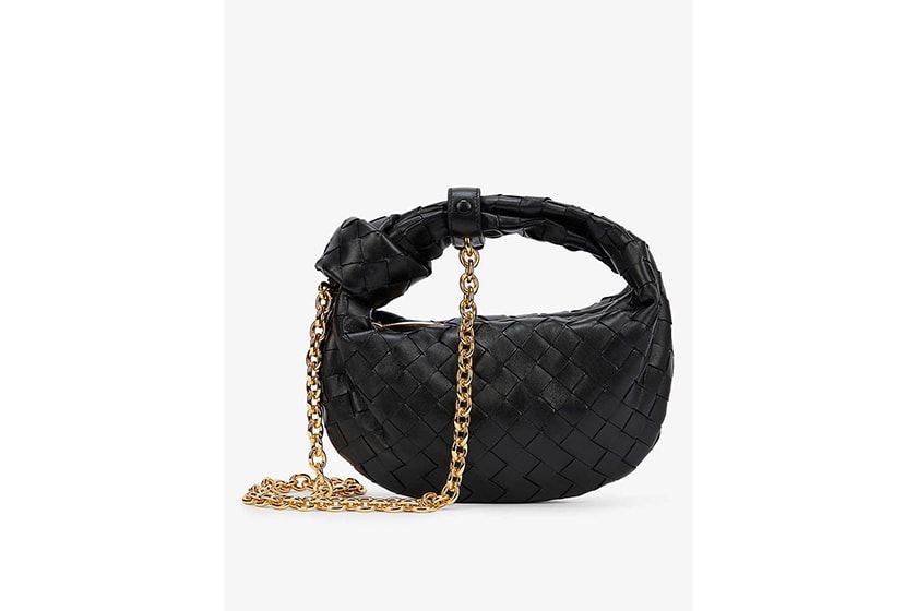 bottega-veneta-mini-jodie-bag-updated-with-chain-embellishment-05