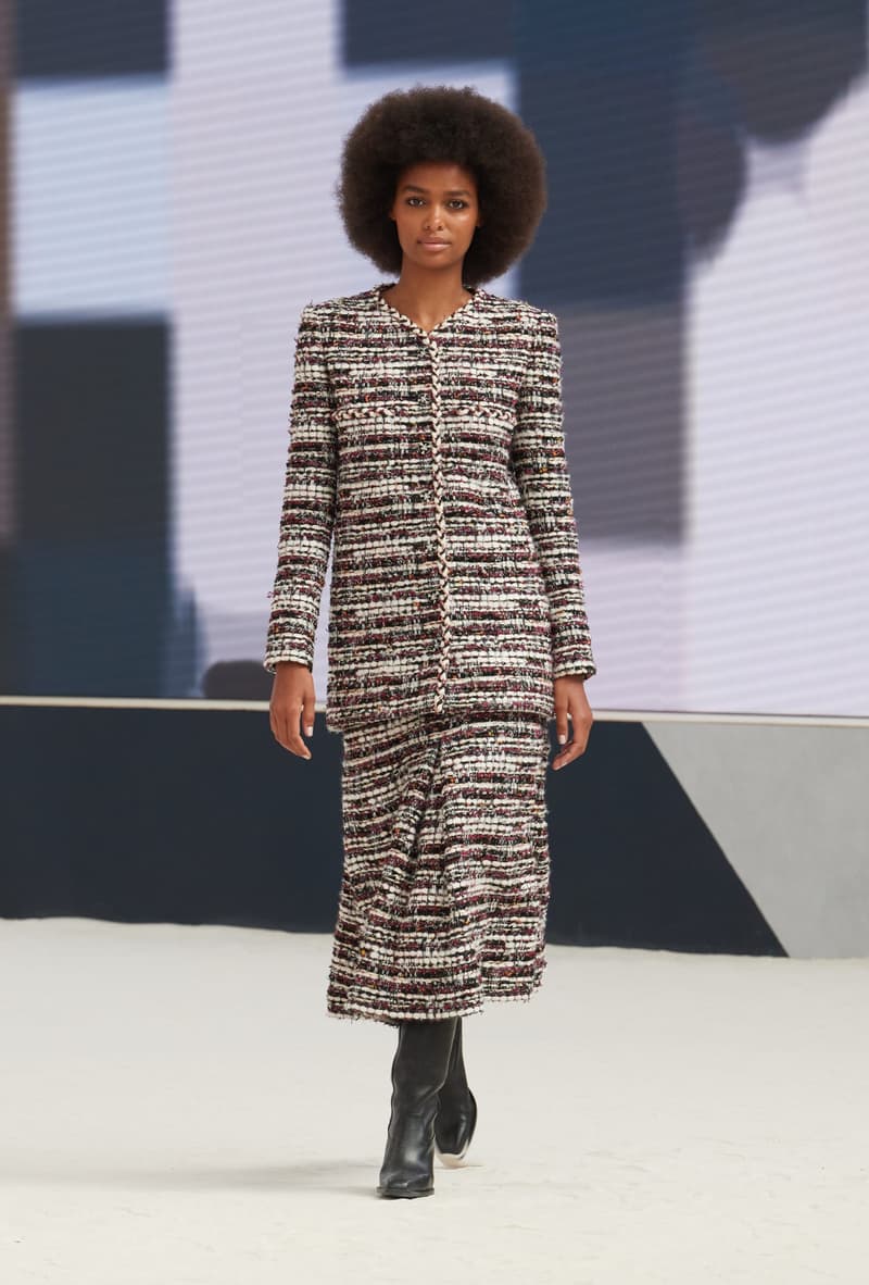 CHANEL 2022/23 fw haute couture show runway