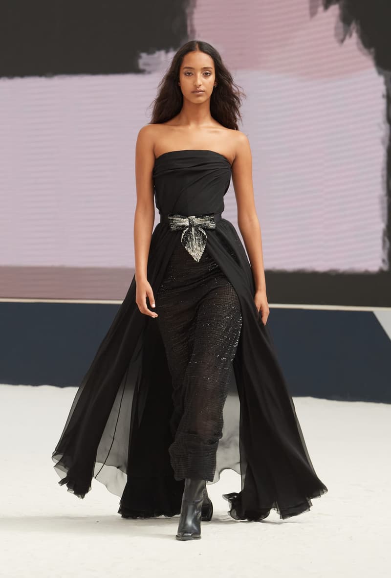 CHANEL 2022/23 fw haute couture show runway