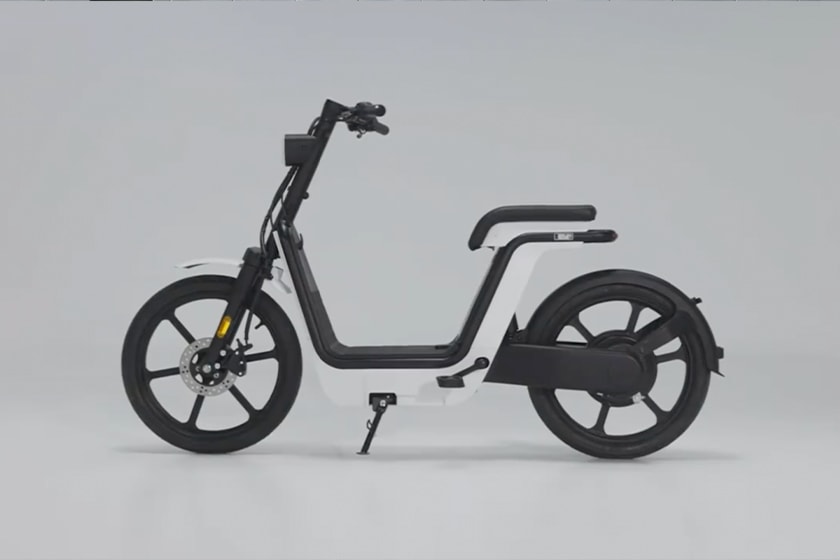 muji-x-honda-released-crossover-motor-bike-02