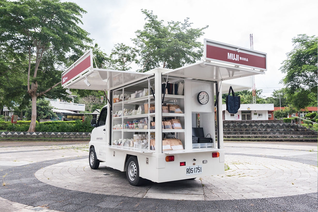 MUJI Car Taitung Taiwan