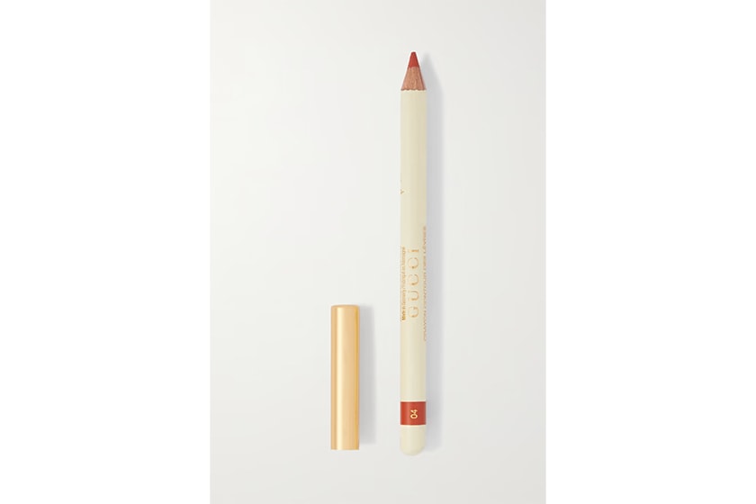 to-learn-the-thick-lips-makeup-skill-from-korean-makeup-artist-04