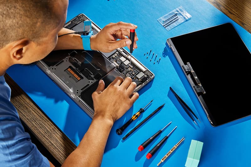 Apple Mac expands self service repair to notebooks