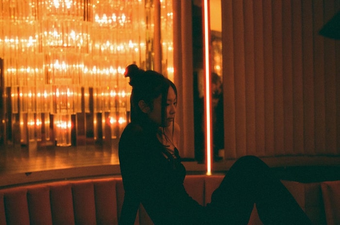 《The Idol》新預告:Lily-Rose 再來大尺度,更多 Jennie 畫面曝光!