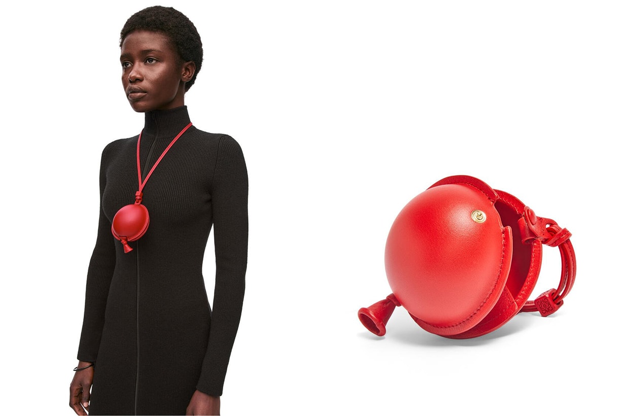 loewe fw22 balloon pouch handbags accessories