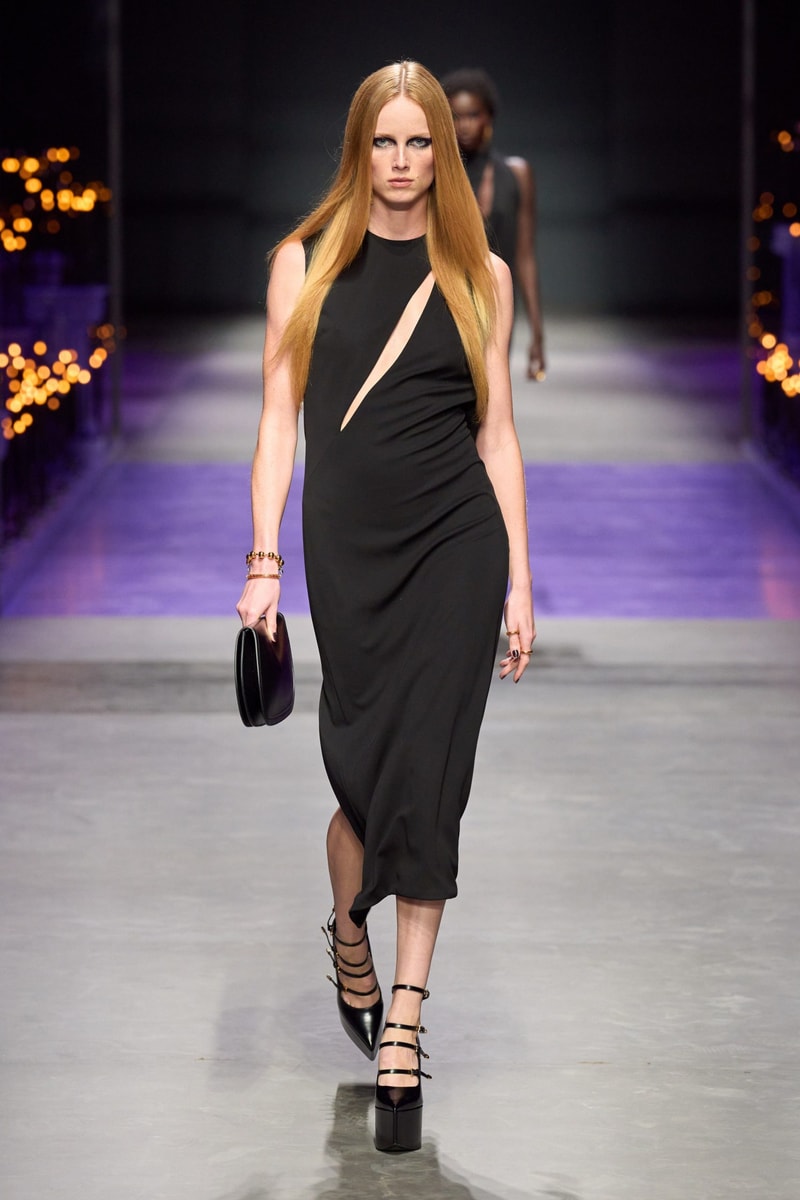 Versace 2023SS fashion show runway mfw