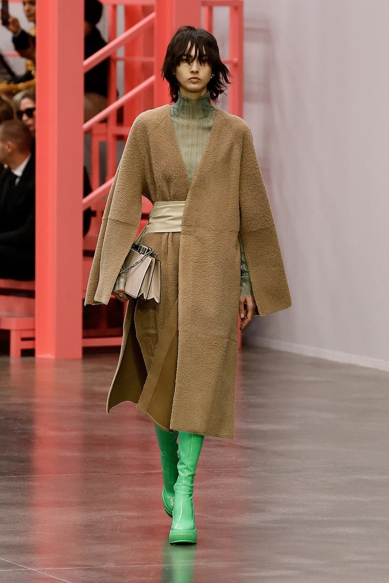 fendi milan mfw 2023 ss kim jones karl handbags detail