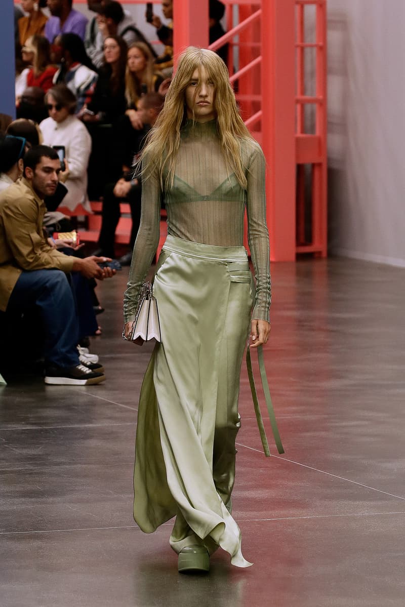 fendi milan mfw 2023 ss kim jones karl handbags detail