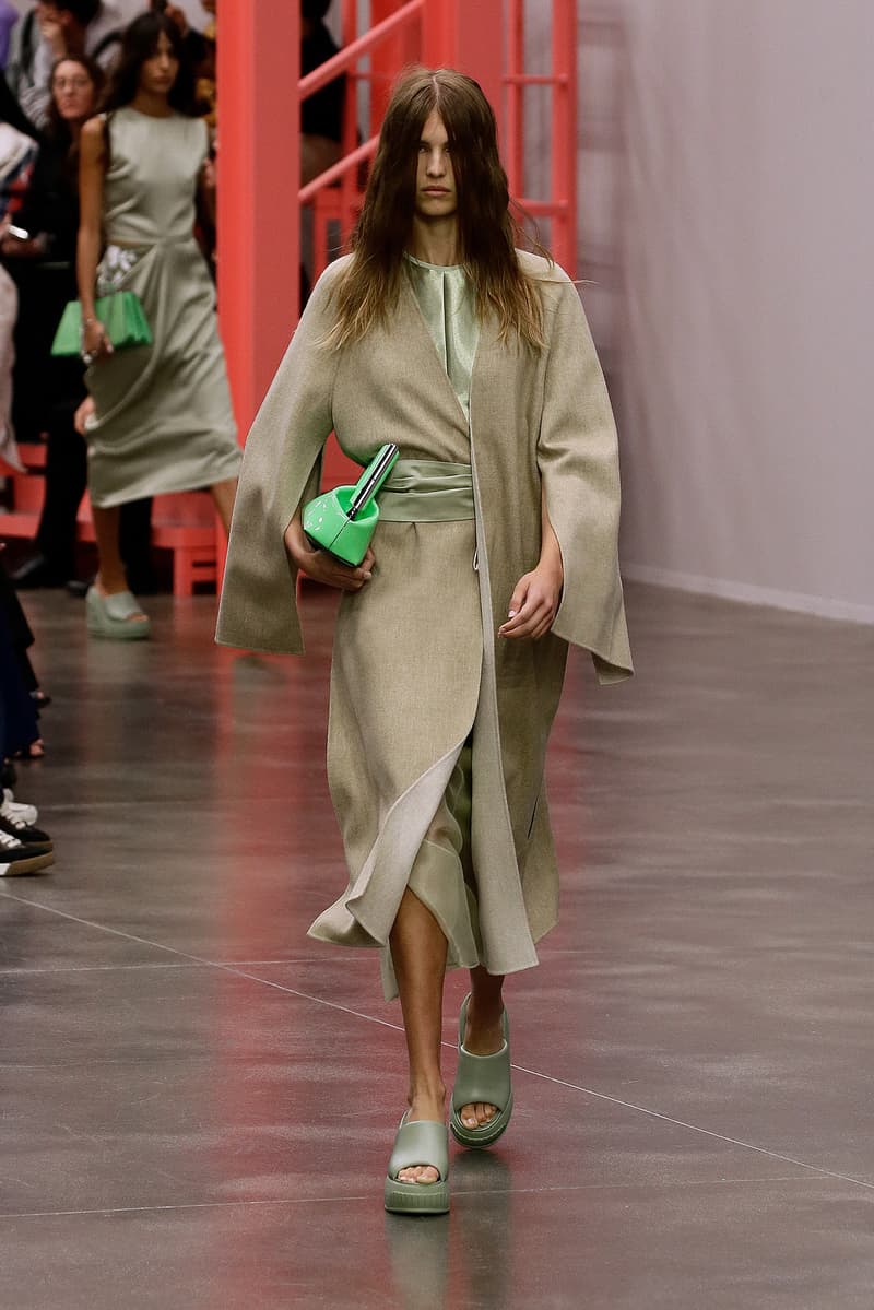fendi milan mfw 2023 ss kim jones karl handbags detail