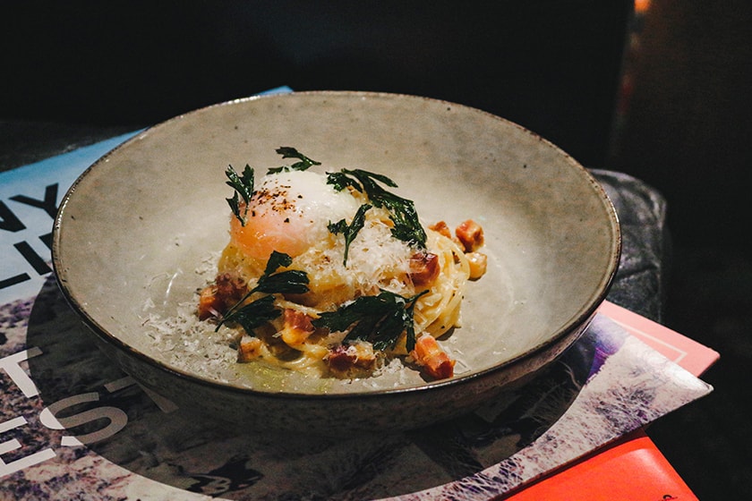 INTRO Kitchen Gastropub night Open bistro Time 2022 Oct