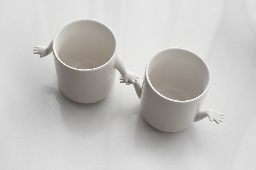 Udoland ceramic Beauty Mug Whatever Plate Hand in Hand Handy Mug