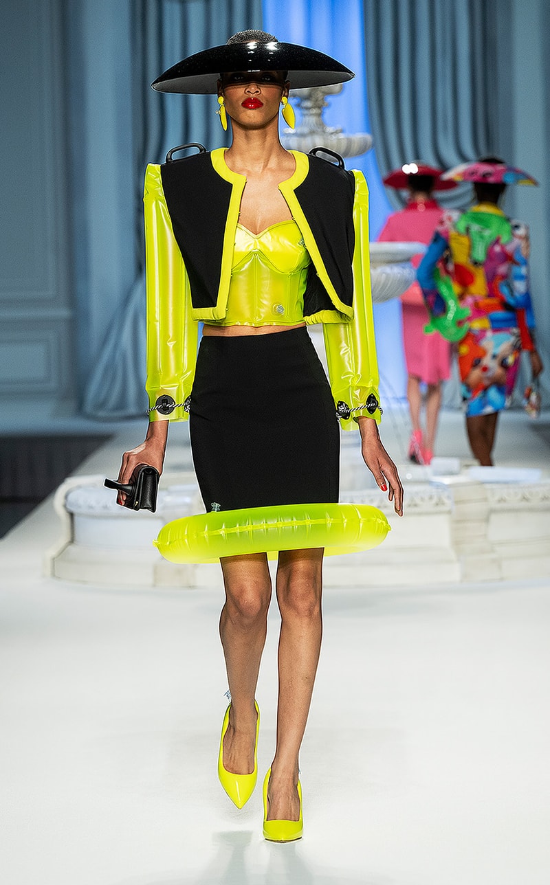 MFW 2022 Moschino 2023 ss fashion week Jeremy Scott