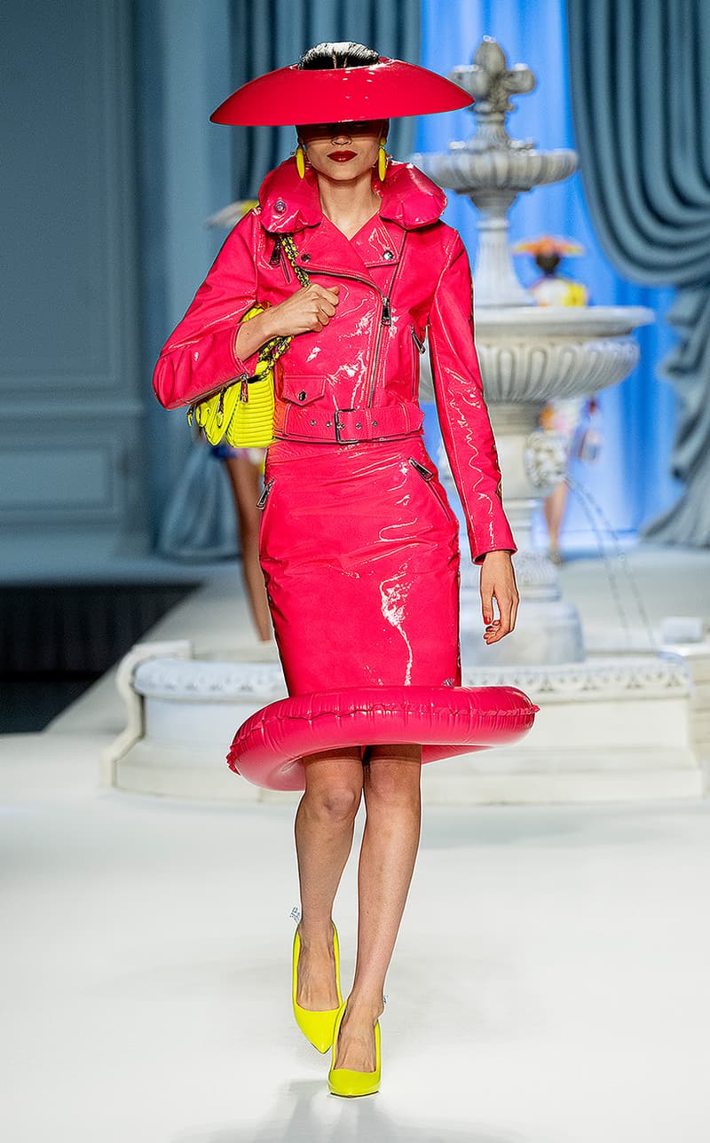 MFW 2022 Moschino 2023 ss fashion week Jeremy Scott