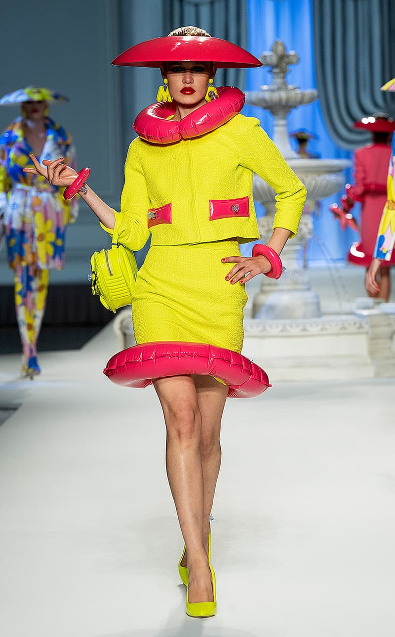 MFW 2022 Moschino 2023 ss fashion week Jeremy Scott