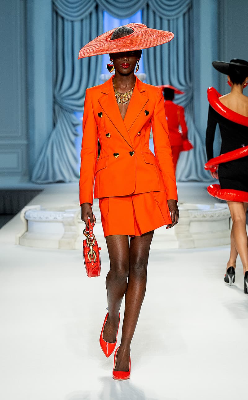 MFW 2022 Moschino 2023 ss fashion week Jeremy Scott