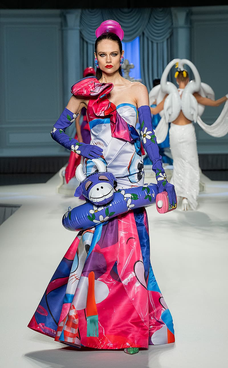 MFW 2022 Moschino 2023 ss fashion week Jeremy Scott