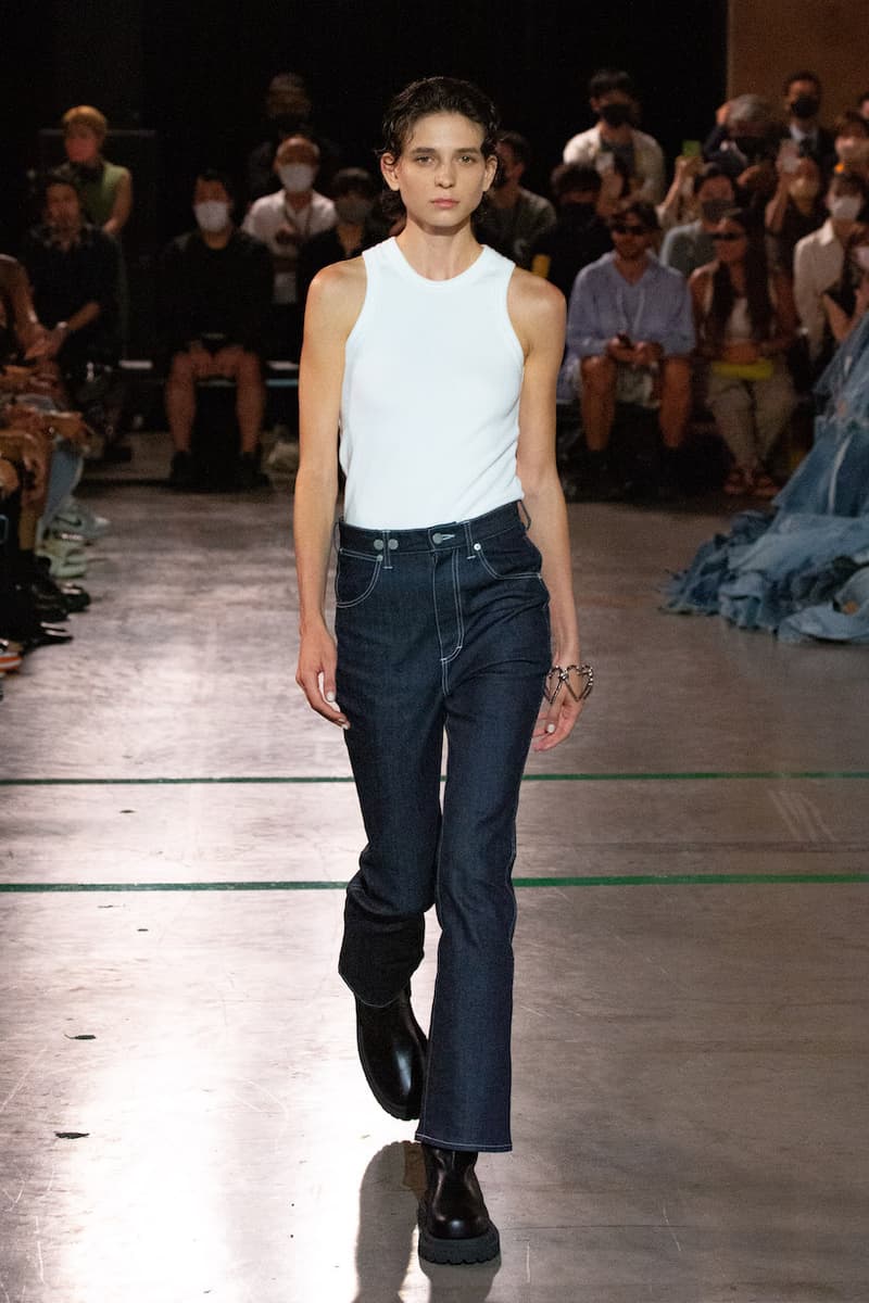 BASICKS DHL umbro MASANORI MORIKAWA tokyo fashion show runway look detail