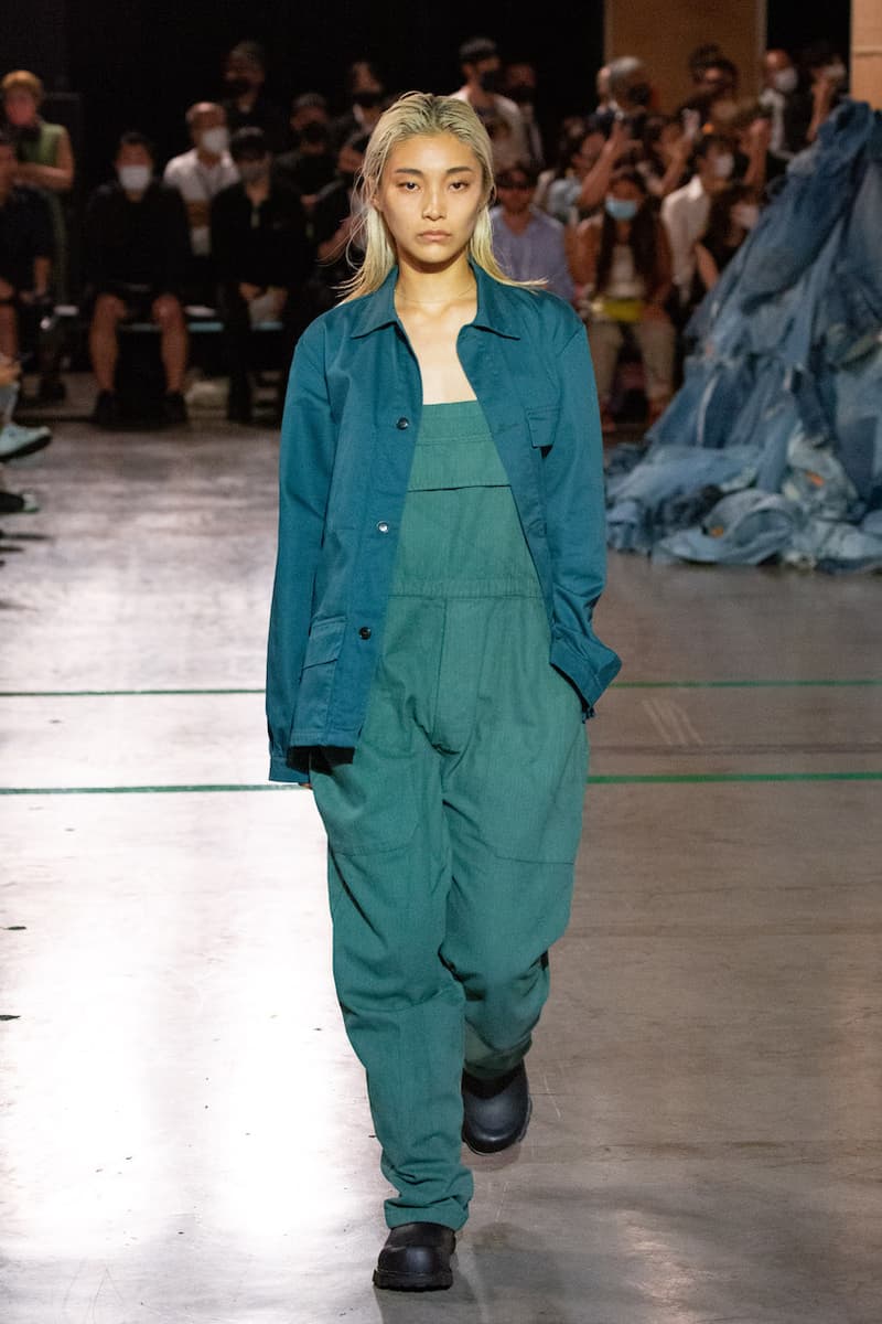 BASICKS DHL umbro MASANORI MORIKAWA tokyo fashion show runway look detail