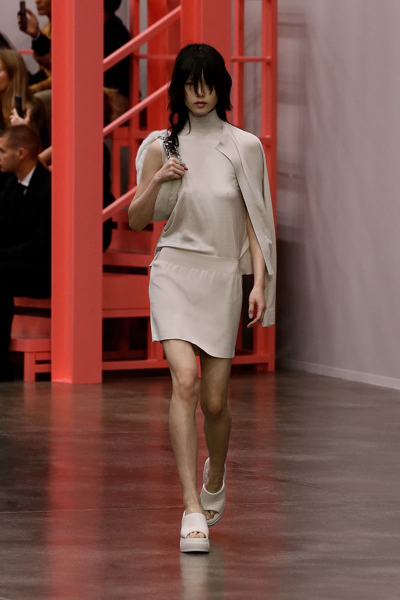 fendi milan mfw 2023 ss kim jones karl handbags detail