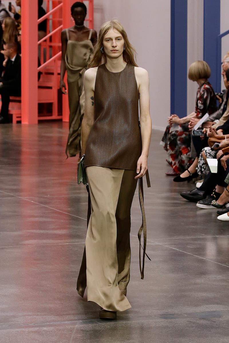 fendi milan mfw 2023 ss kim jones karl handbags detail