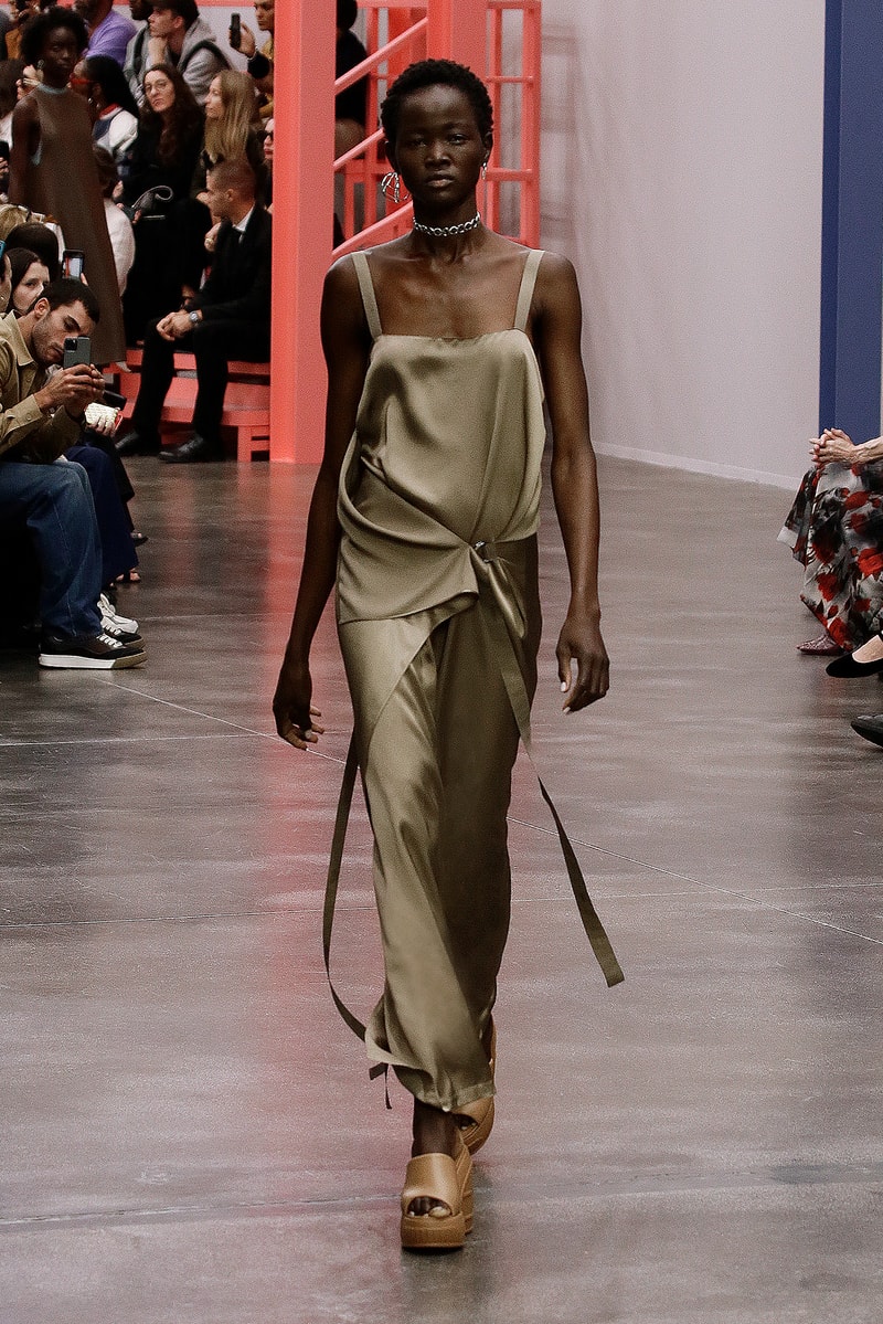 fendi milan mfw 2023 ss kim jones karl handbags detail 
