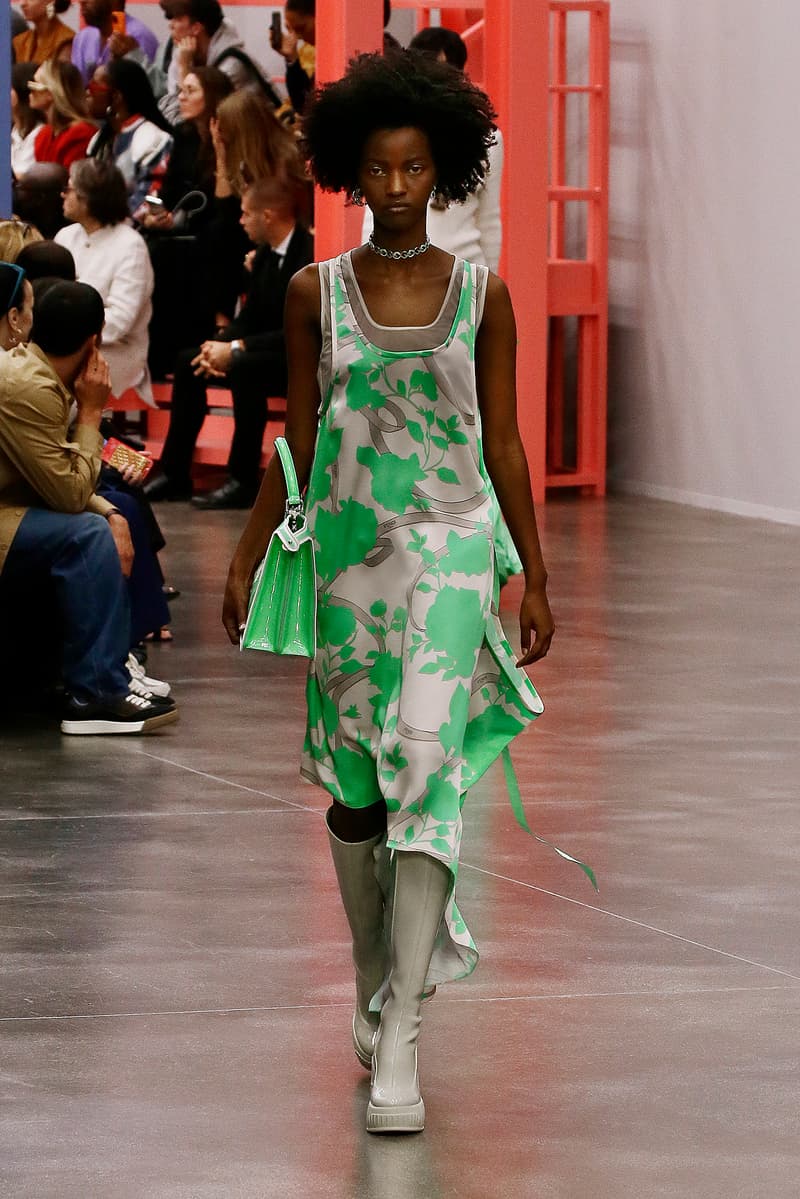 fendi milan mfw 2023 ss kim jones karl handbags detail