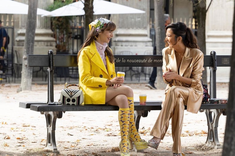Netflix《Emily in Paris》season 3 stage photo release
