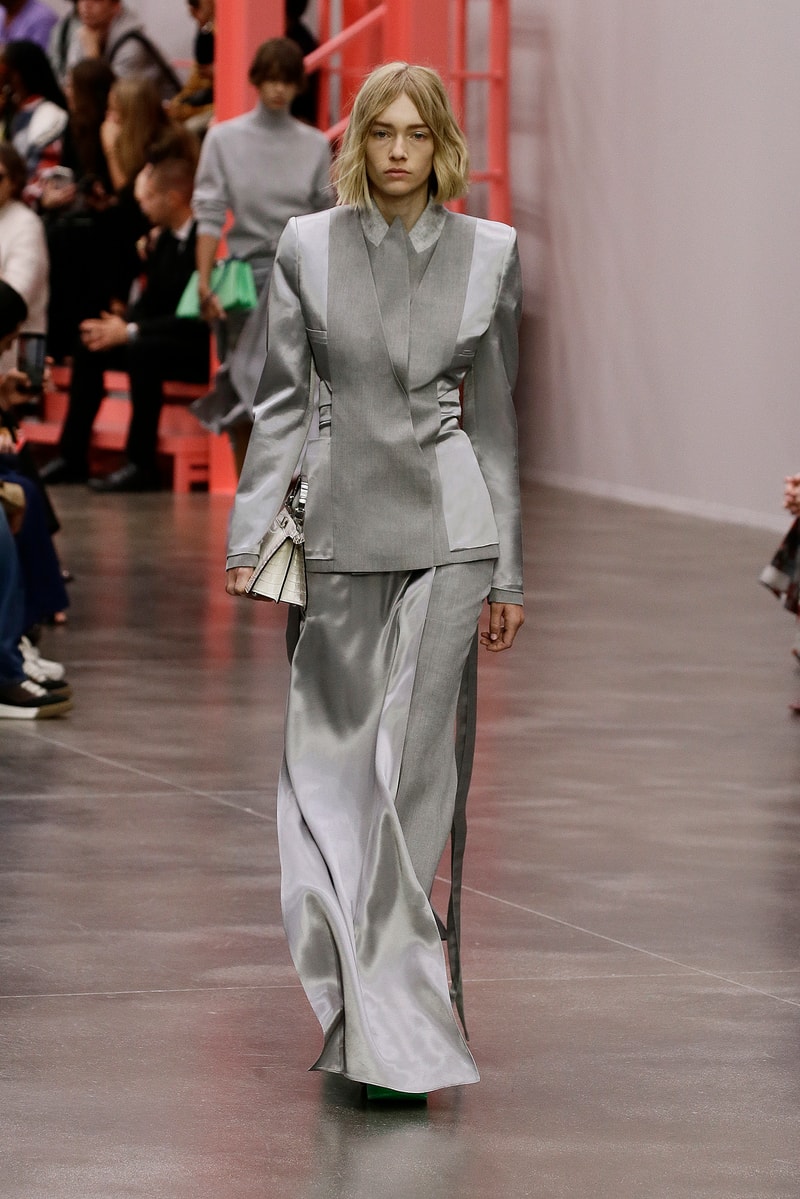 fendi milan mfw 2023 ss kim jones karl handbags detail 