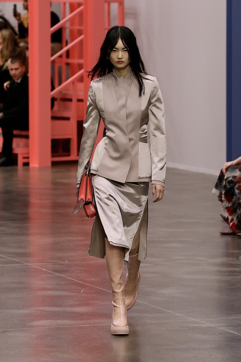 fendi milan mfw 2023 ss kim jones karl handbags detail