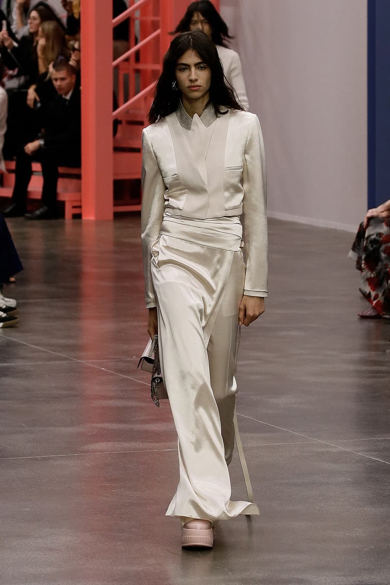 fendi milan mfw 2023 ss kim jones karl handbags detail