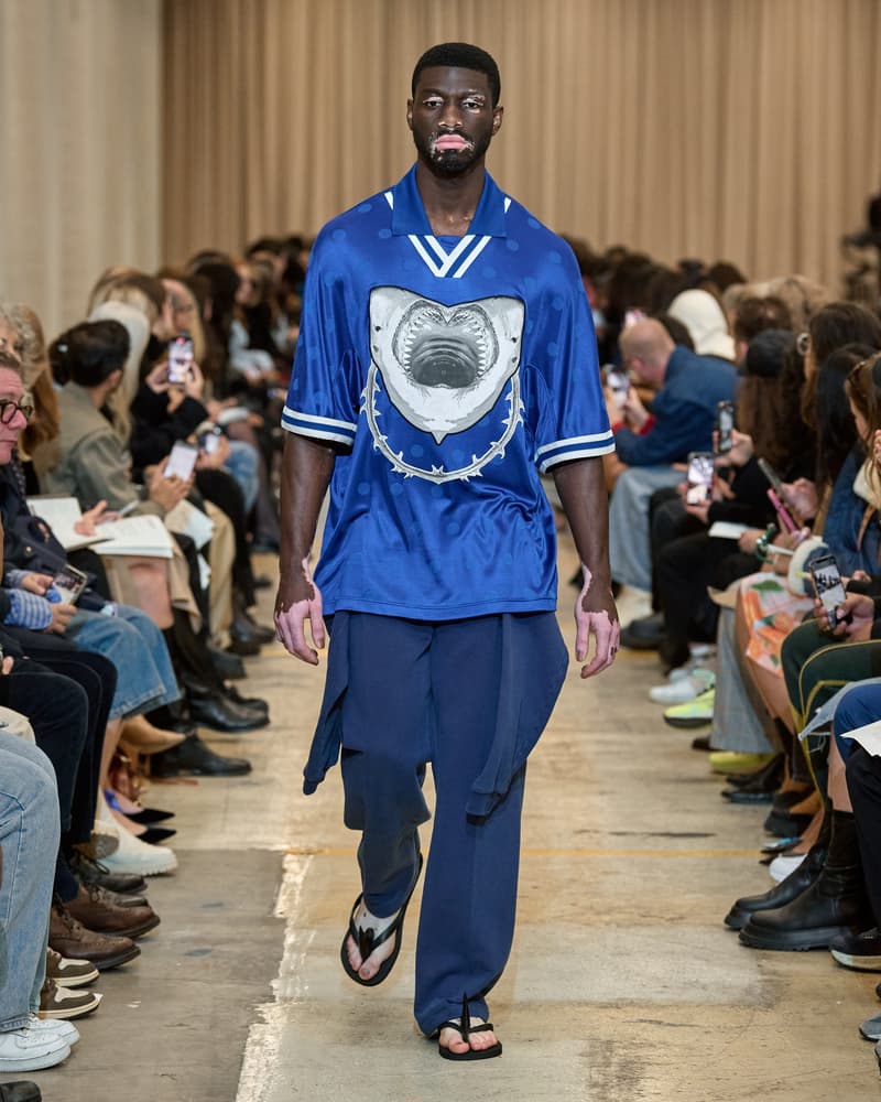 Burberry 2023ss show runway Riccardo Tisci