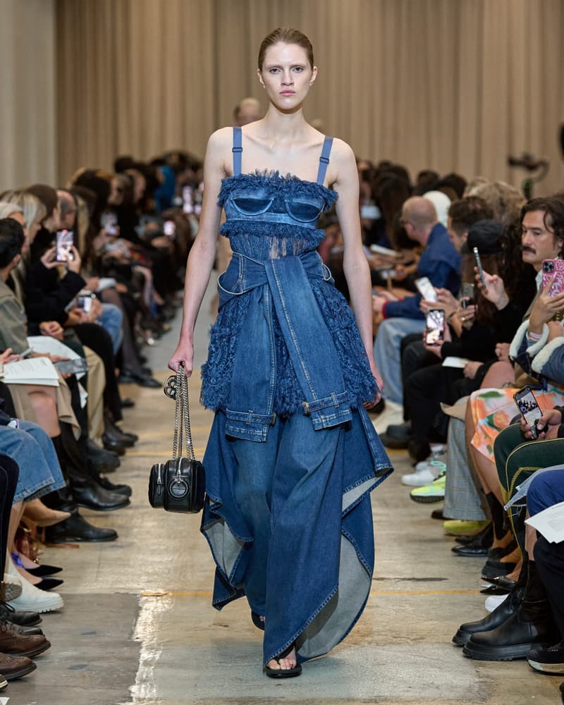 Burberry 2023ss show runway Riccardo Tisci