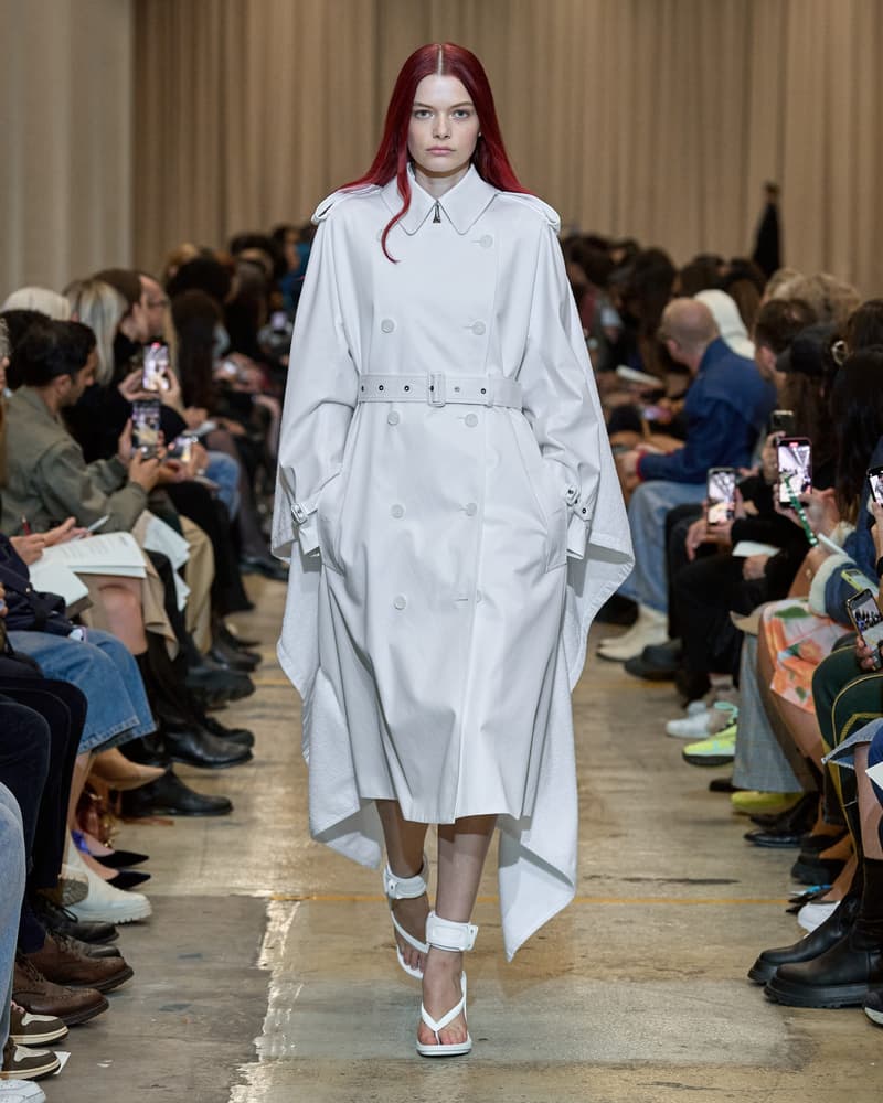 Burberry 2023ss show runway Riccardo Tisci
