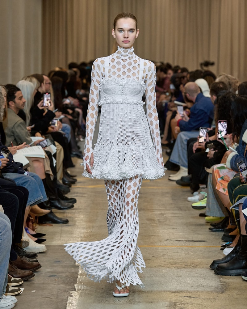 Burberry 2023ss show runway Riccardo Tisci
