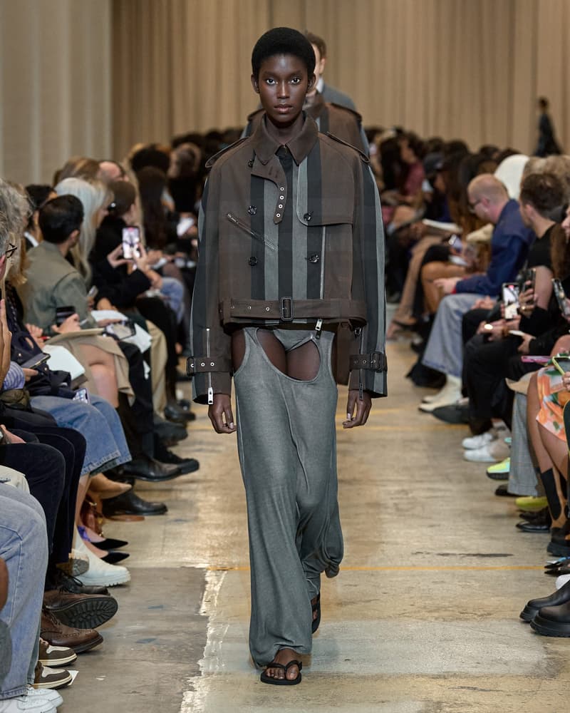 Burberry 2023ss show runway Riccardo Tisci