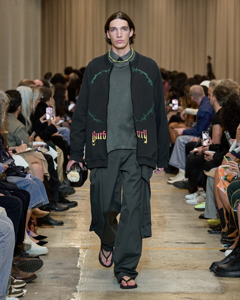 Burberry 2023ss show runway Riccardo Tisci